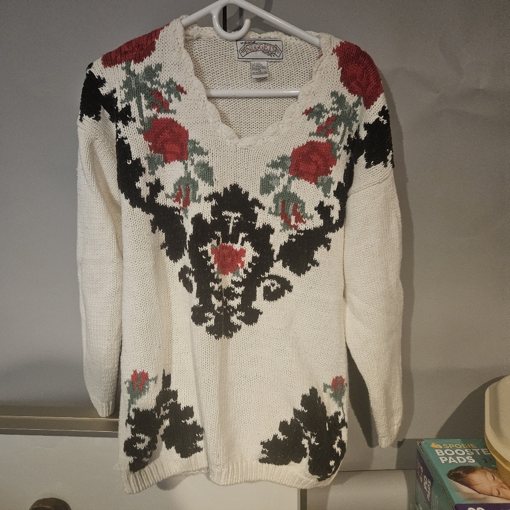 Nuggets Fairisle Floral Style Sweater White Women Size M Vintage